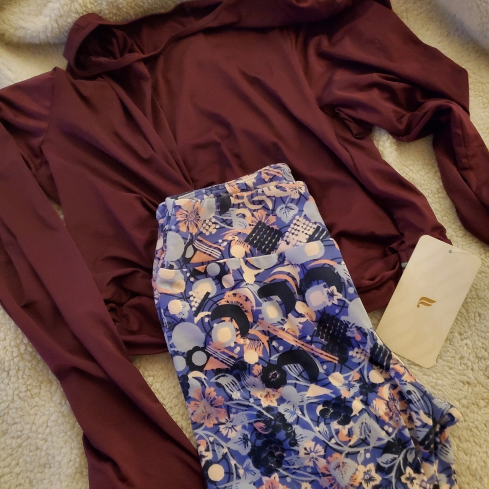Fabletics Shirt $Lularoe Pant's